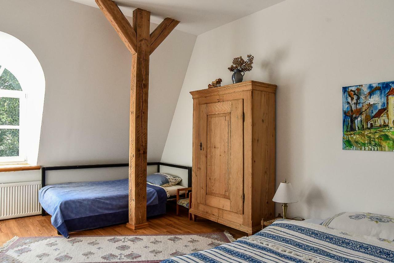 Maras Manor Hotel Turlava Екстериор снимка